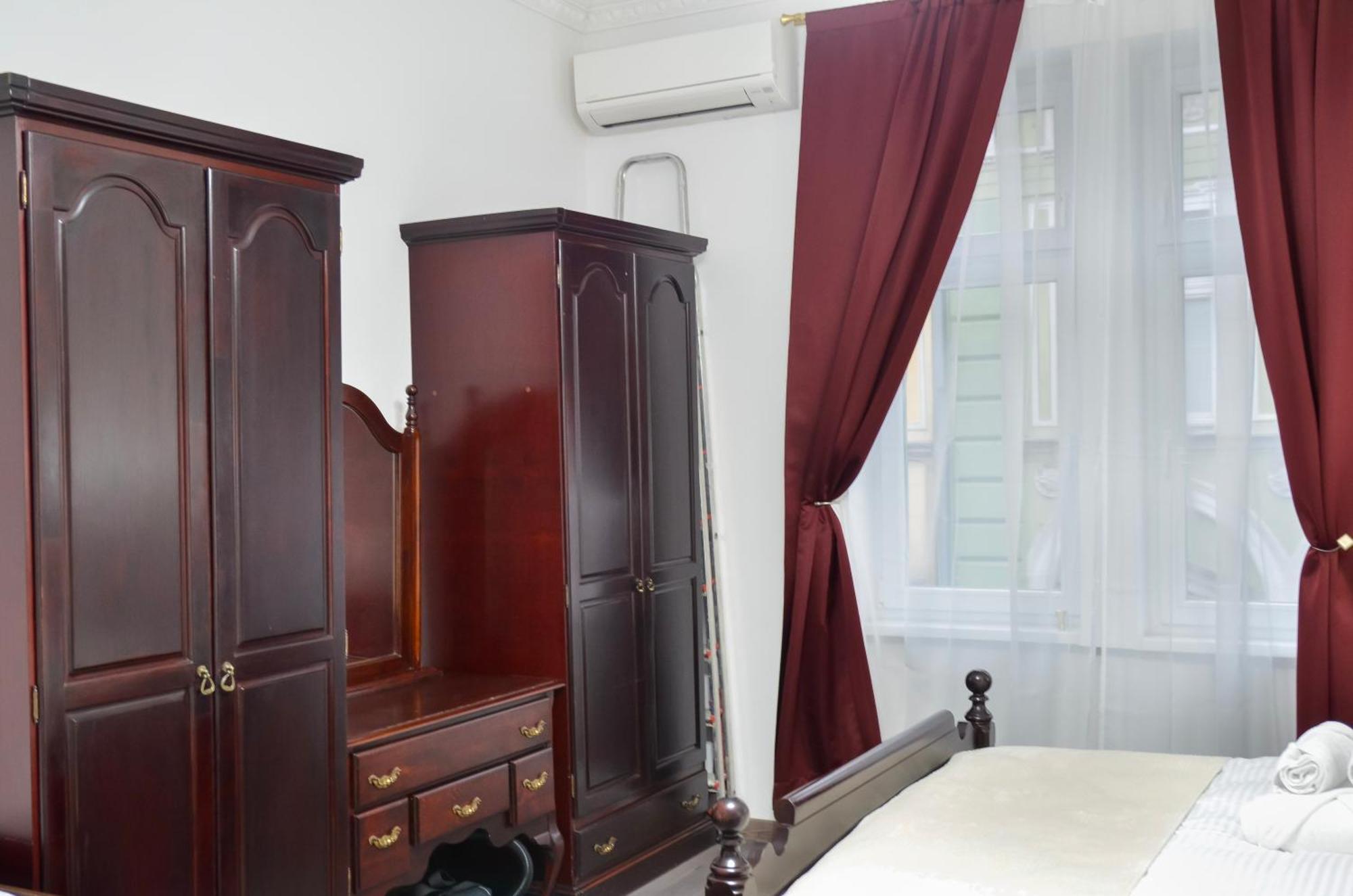 Main Street Retreat Apartment With Free Parking SJJ Extérieur photo