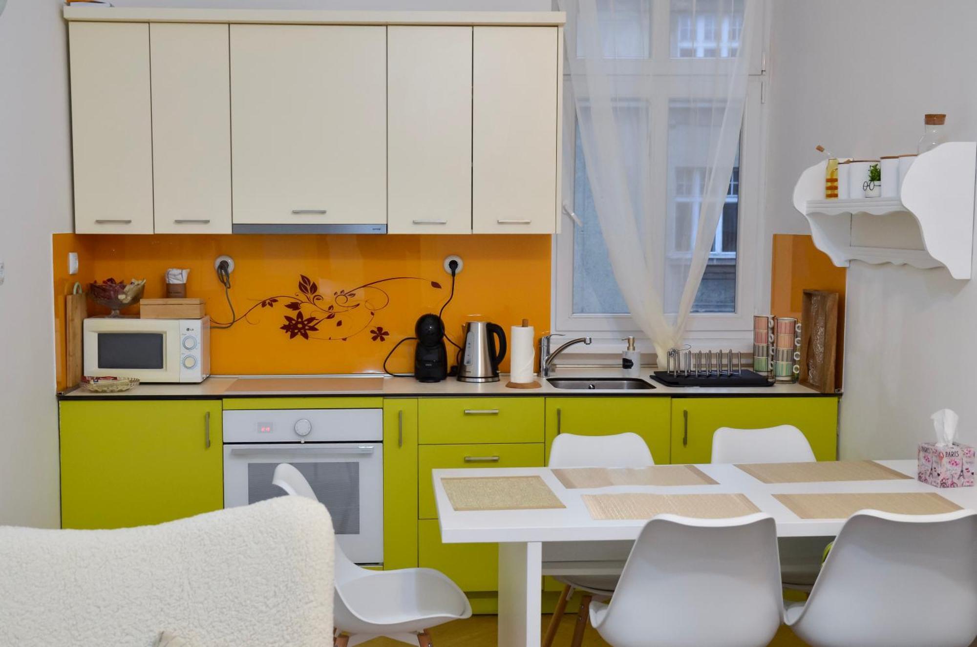 Main Street Retreat Apartment With Free Parking SJJ Extérieur photo