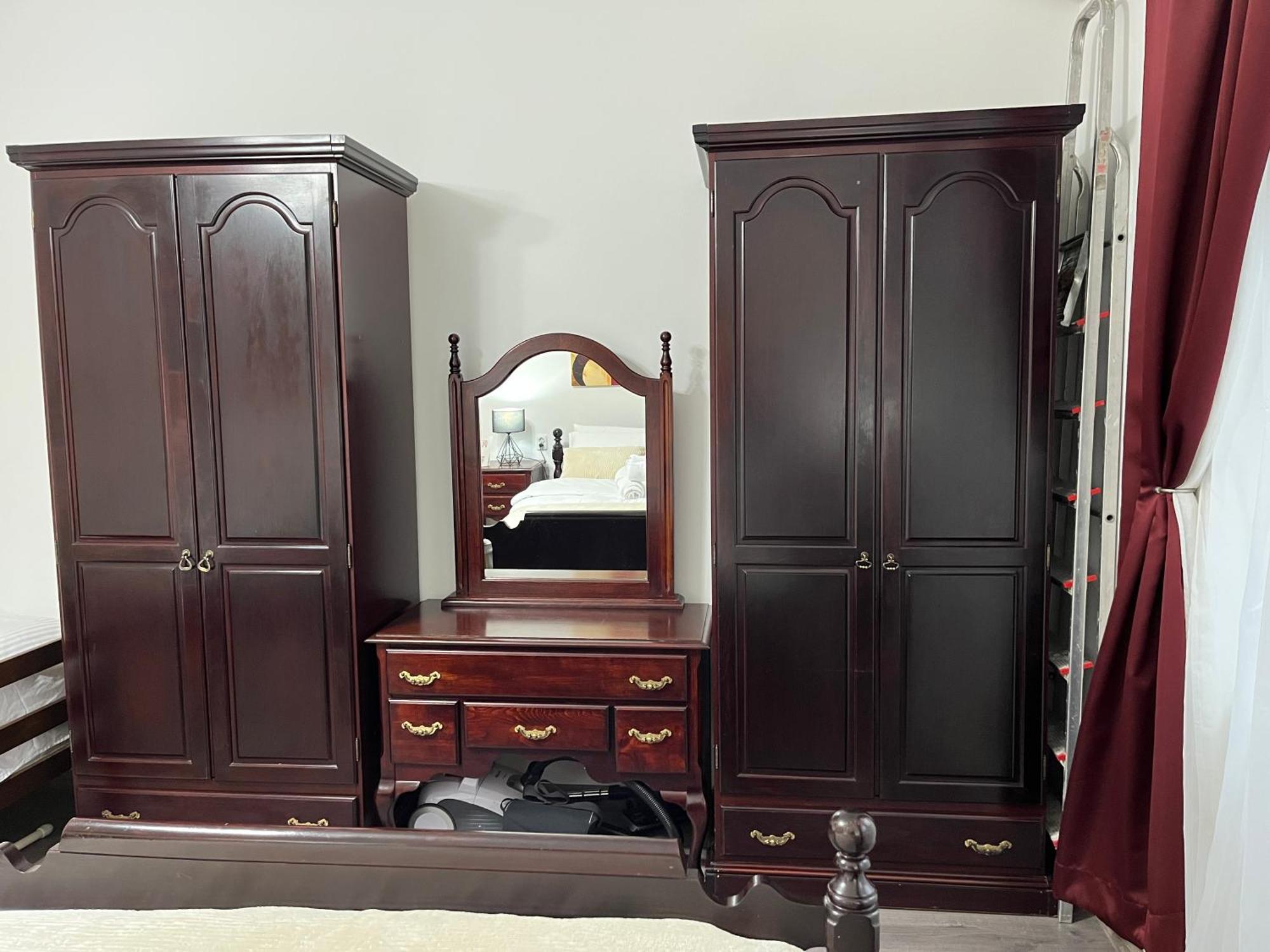 Main Street Retreat Apartment With Free Parking SJJ Extérieur photo